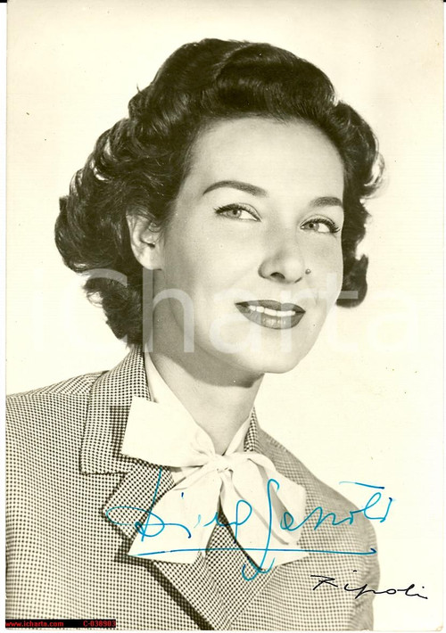1955 DINA SASSOLI Fotografia con autografo 1955 DINA SASSOLI Fotografia con autografo
